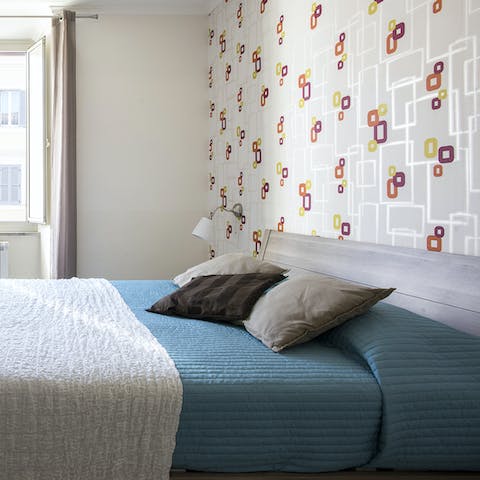 Take in the jazzy printed wallpapers