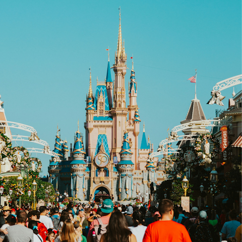 Start your adventure in Florida with a magical trip to Disney