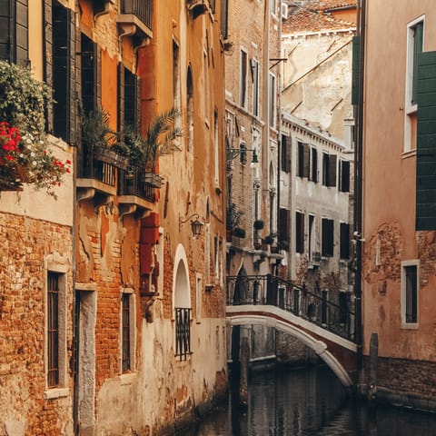 Explore Venice from the sestiere of Dorsoduro, an art lovers' paradise