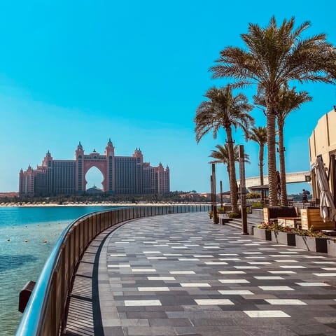 Explore the unique man-made island of Palm Jumeirah