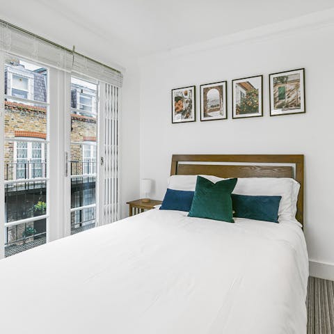 Sink into a deep slumber in the cosy bed after a day of London sightseeing