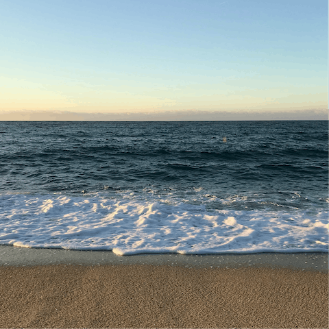 Drive ten minutes to the shores of Playa del Primer Muntanyar