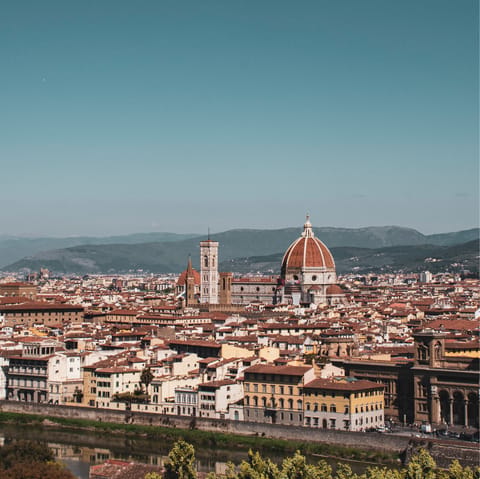 Immerse yourself in the artistic beauty of Florence from its historic centre