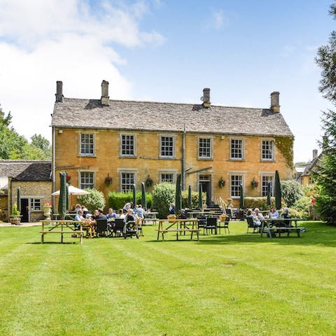 Visit the beautiful Inn at Fossebridge