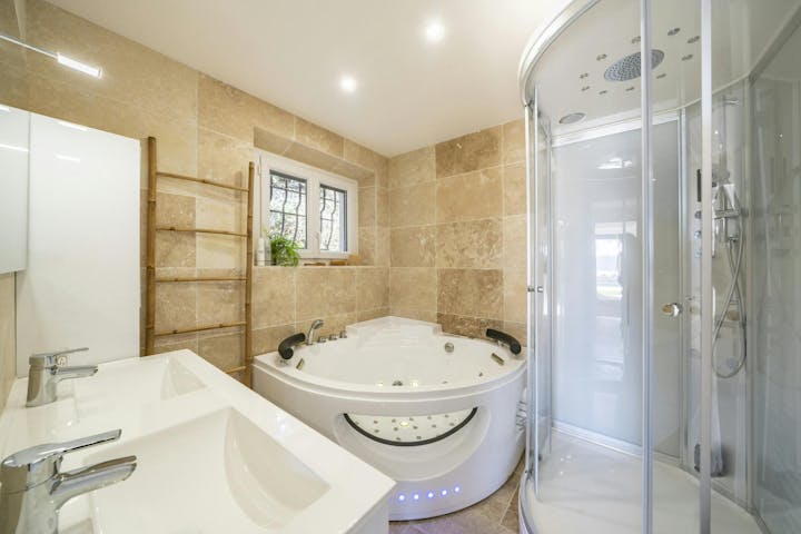 Bathroom photo