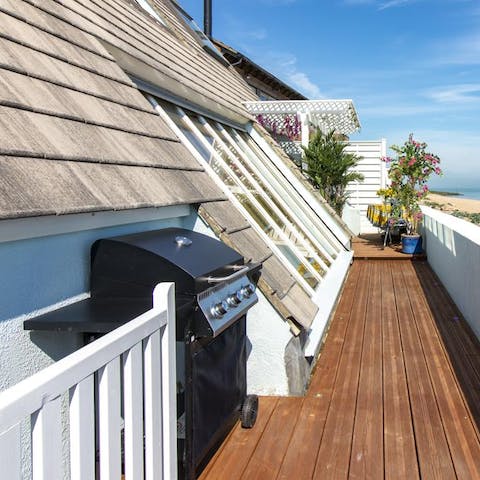 Heat up the grill for barbecues on the main balcony