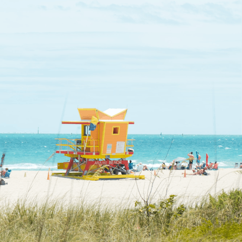 Sink your toes into the sand – Miami Beach is just fifteen minutes away