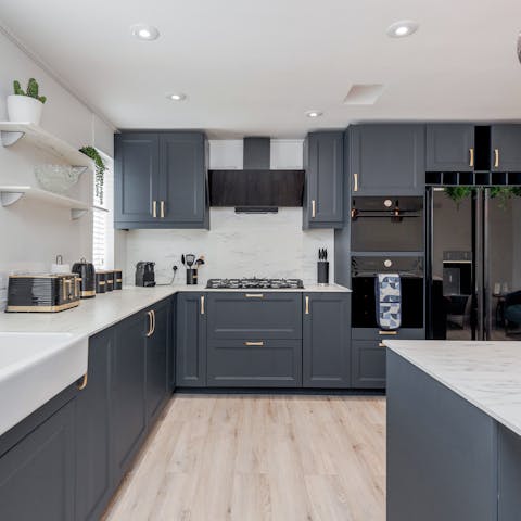 Cook up a roast dinner for the whole family with ease in the kitchen