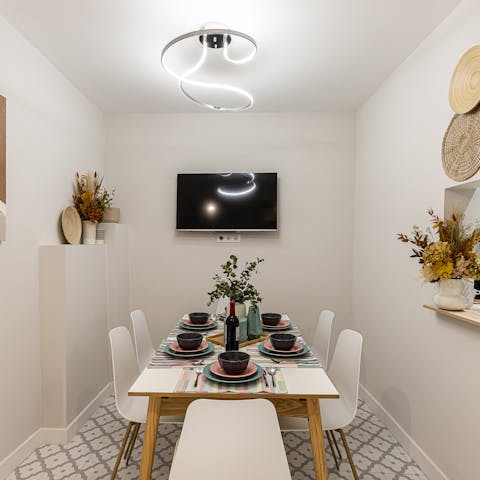 Come together for a light Spanish breakfast in the dining space