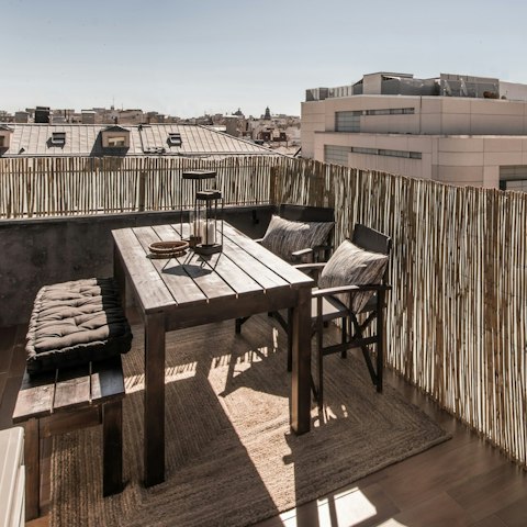 Eat outside on the patio