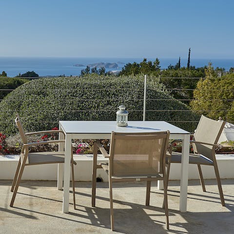 Take it easy on your bedroom's balcony