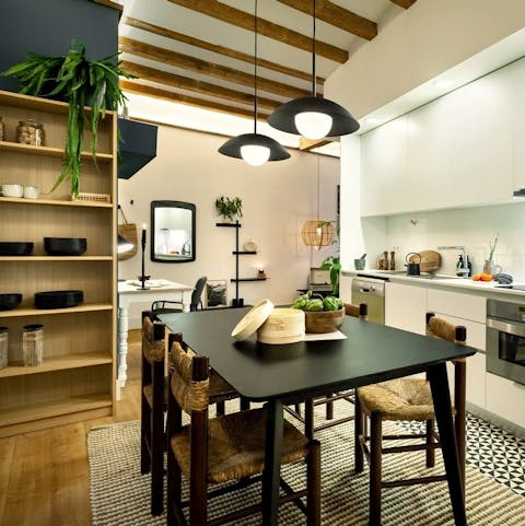 Cook and eat in your stylish kitchen