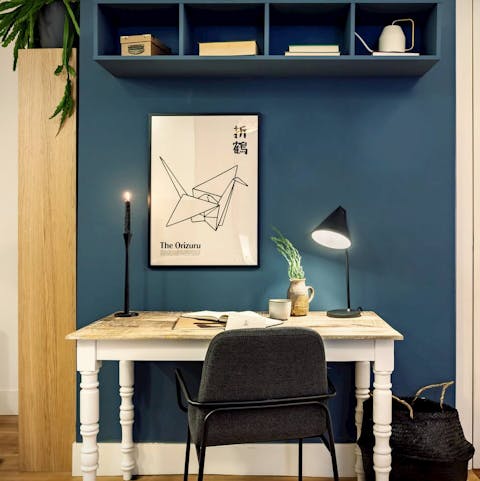 Work from home with ease thanks to the desk