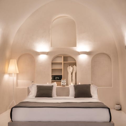 Pamper yourself in the luxury bathrobe before slumbering peacefully