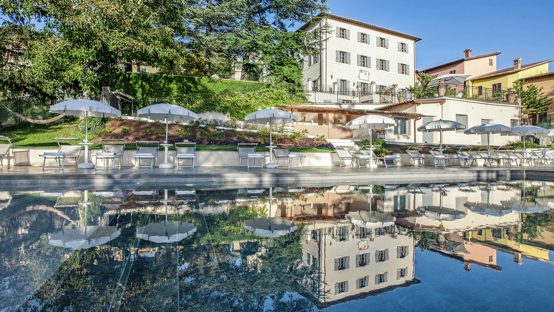 Sun-Kissed Green Heart