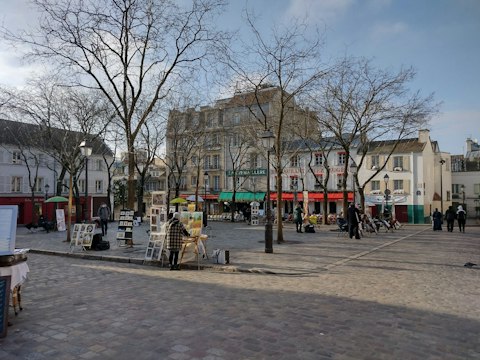 Discover the rich Impressionist and bohemian artistic heritage of Montmartre