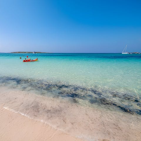 Drive just a few minutes to local white sand beaches with Blue Flag status