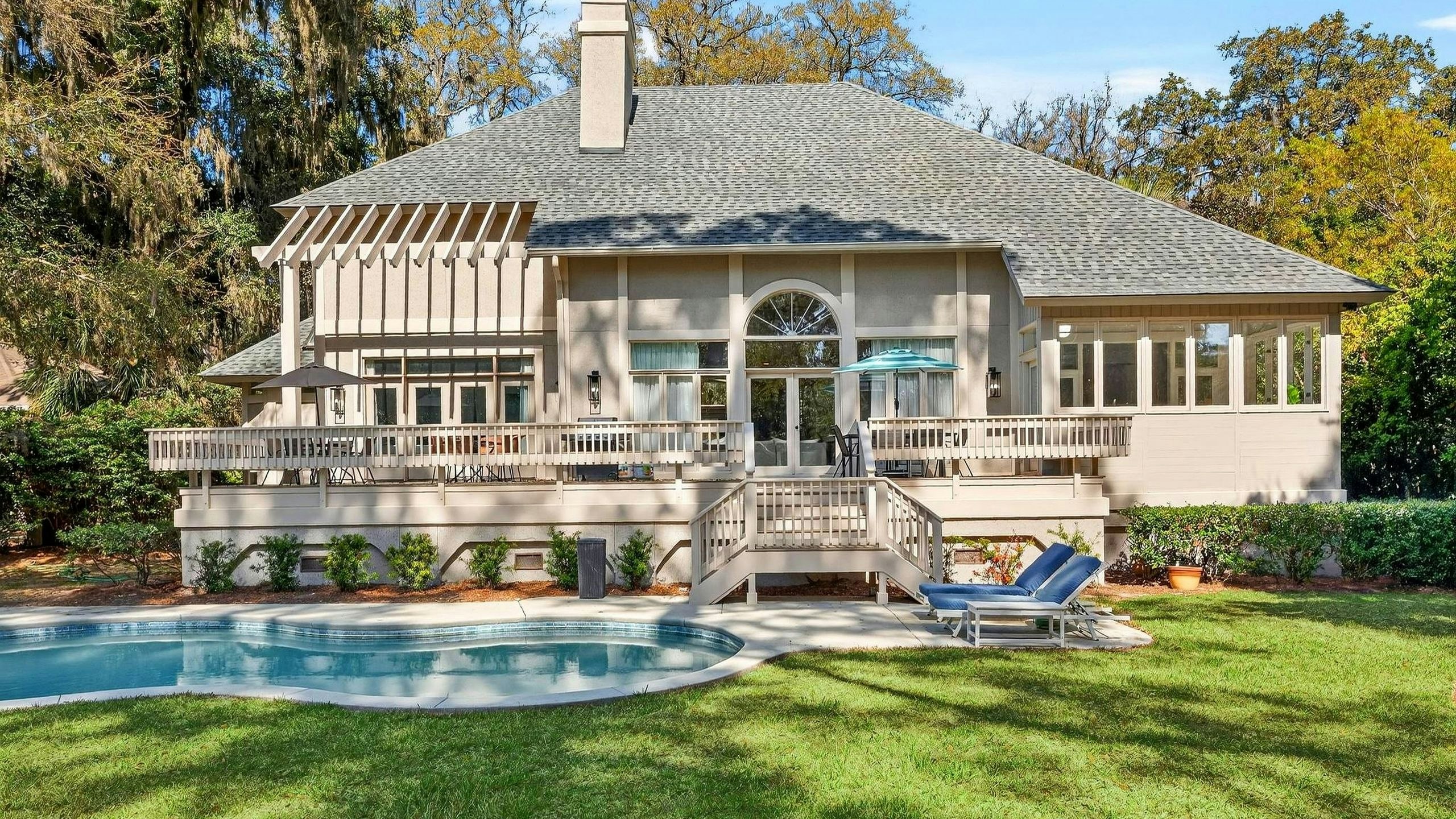 Fairway & Float