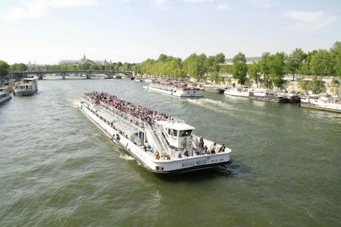 Board the famous Bateaux-Mouches for unforgettable Seine river cruises