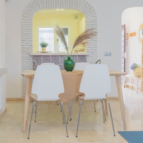 Gather for delicious family meals at the dining table