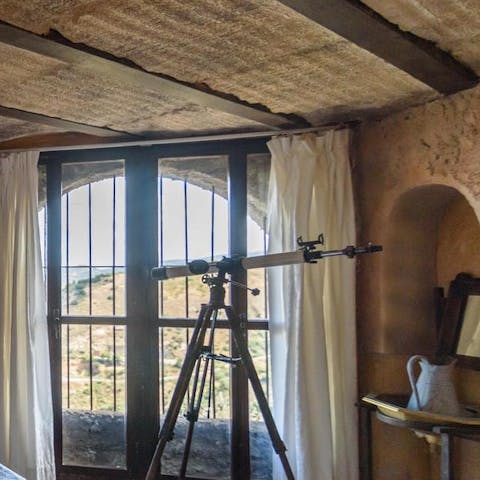 Catch a shooting star from the home’s telescope – this is dark sky territory