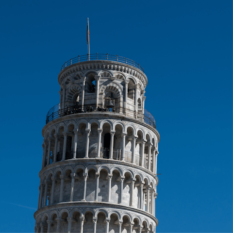 Take a drive to see the iconic Leaning Tower of Pisa