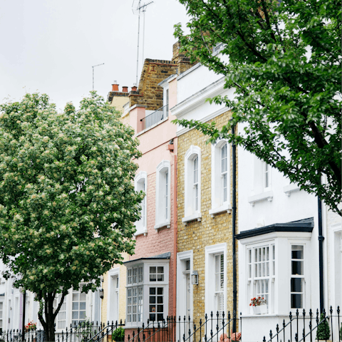 Stay in Chelsea, a short stroll from King's Road