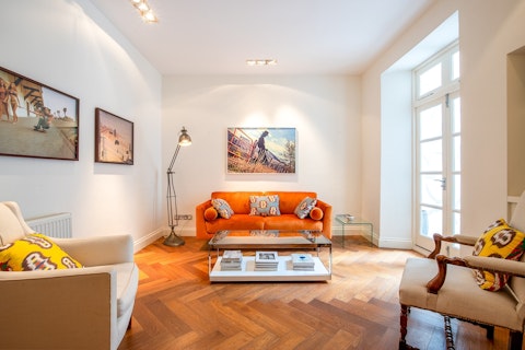 Unwind in a bold, art-filled living space in Pimlico