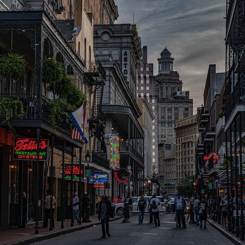 Hit the jazz clubs and bars on Bourbon Street