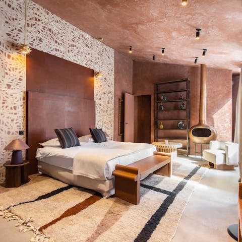 Wake up in style in the super-king sized primary suite