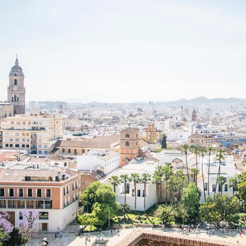 Stay in the central Soho area of Malaga