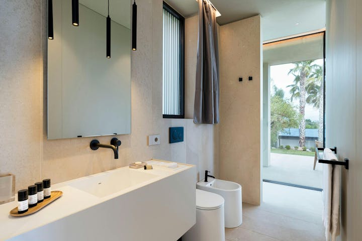 Bathroom photo