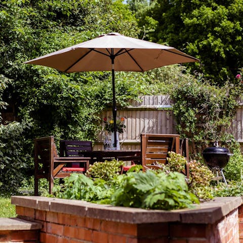 Enjoy alfresco dinners in the private garden