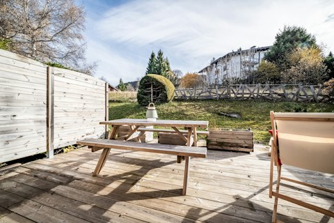 Pull up a bench and eat alfresco in the Alpine air