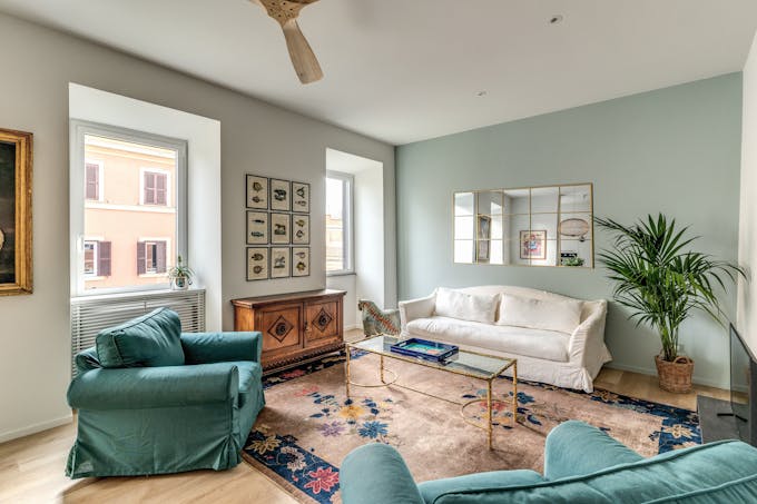 Artful Roman Retreat