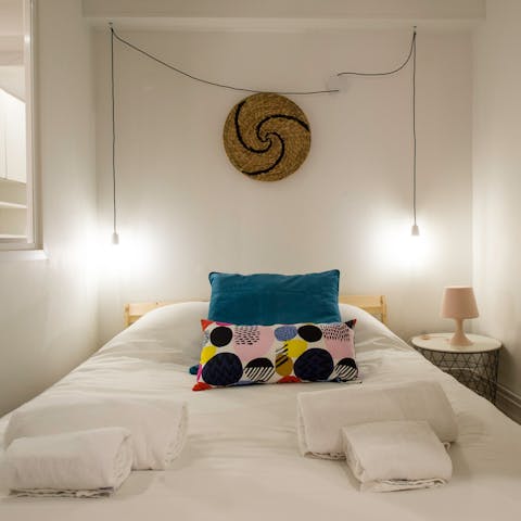 Wake up in the cosy bedroom feeling rested and ready for a day of sightseeing