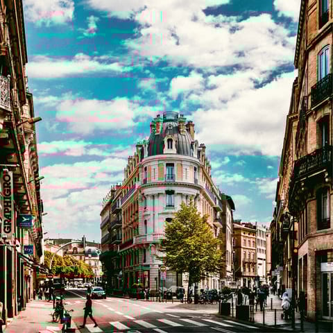 Stay in the heart of the historic city of Toulouse