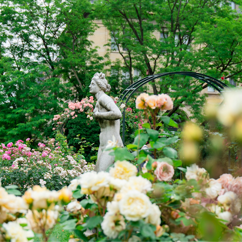 Stroll around Jardin des Plantes, a short walk away