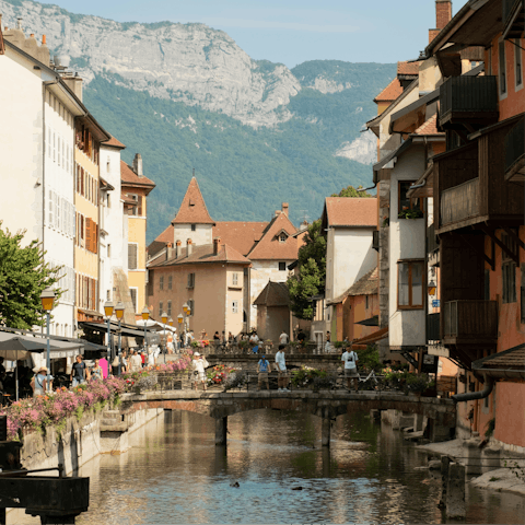 Take a scenic drive to the alpine village of Annecy