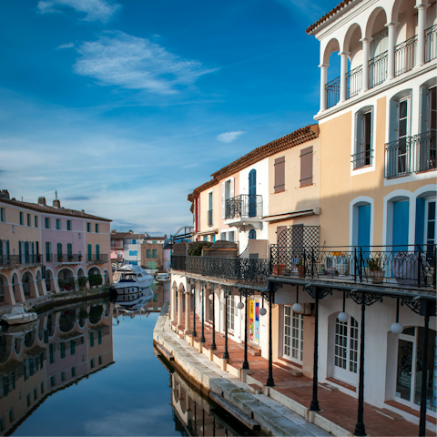 Discover Port Grimaud, less than ten minutes away by car