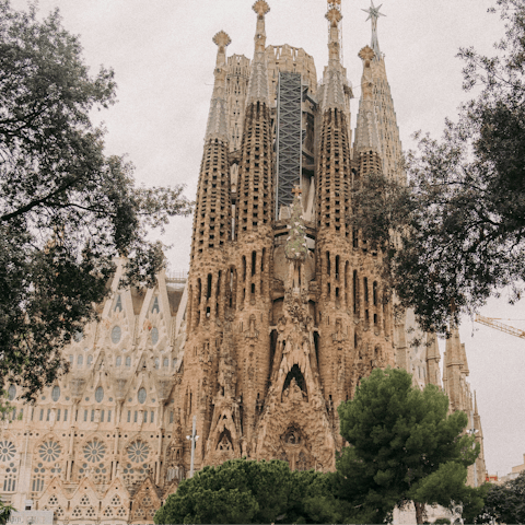 Visit the iconic Sagrada Família – a six-minute taxi ride away