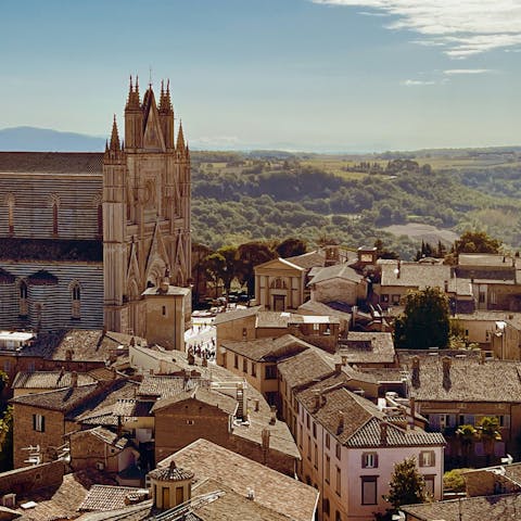 Take a day trip Orvieto, 12km away