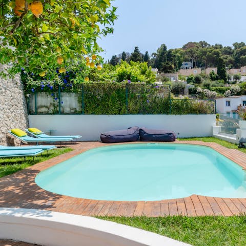 Feel a wonderful sense of wellbeing while swimming in the pool