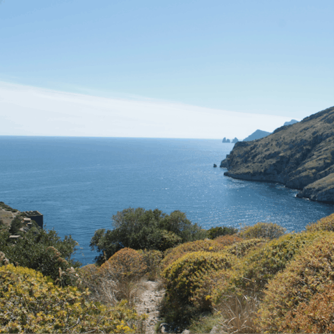 Discover the delights of the Massa Lubrense coastline