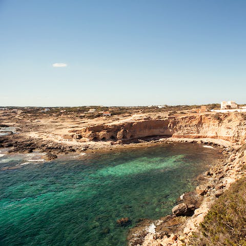 Jump in the car and take the short drive over to Carratge Beach