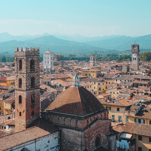 Spend the day strolling around the walled city of Lucca