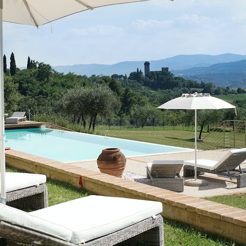Feel a wonderful state of relaxation whilst relaxing by the pool