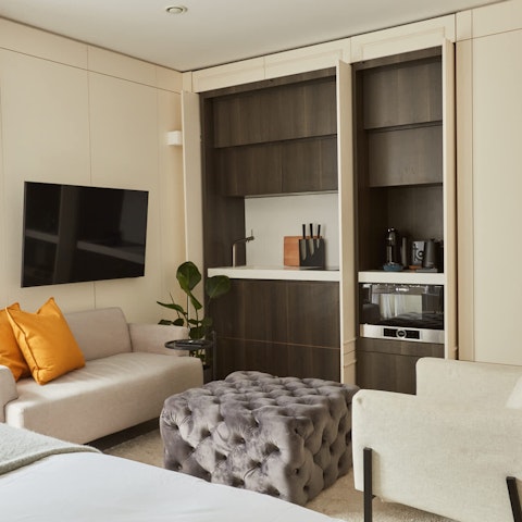 Make the most of the handy, compact kitchenette