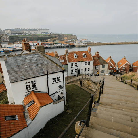 Discover the best of Whitby on foot