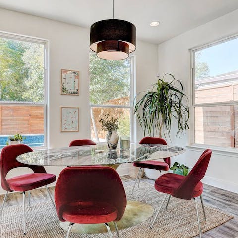 Share a Texas inspired dining experience with friends in this stylish home